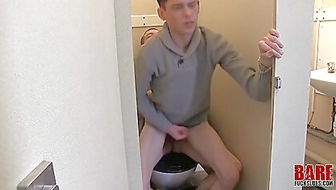 Charmen and ready to be fucked by a girl