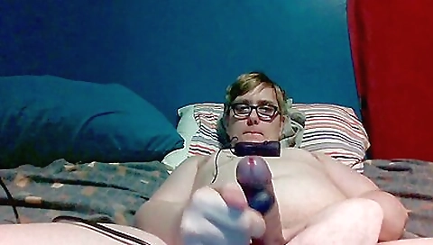Mature woman has sex with a sexy brunette