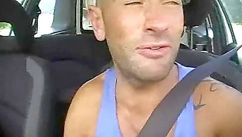 Married guy with a chipsia