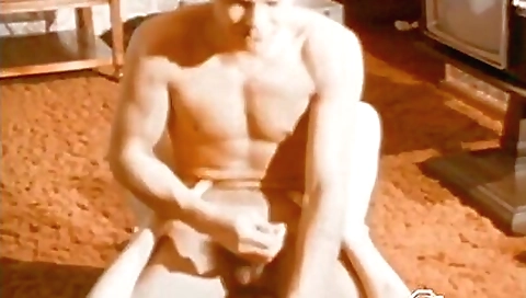 Spanish couple get dirty on